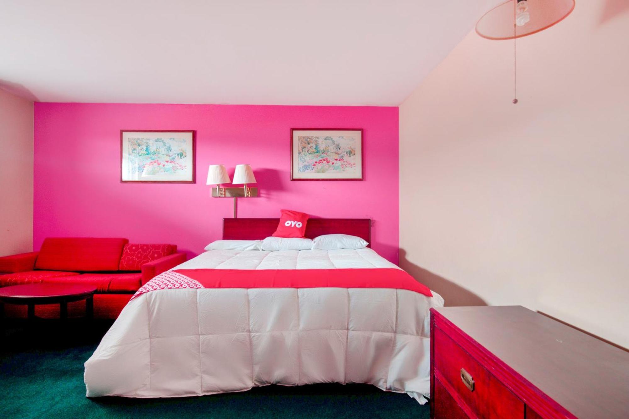 Oyo Hotel Dalton Pa I-81 Craig Bagian luar foto